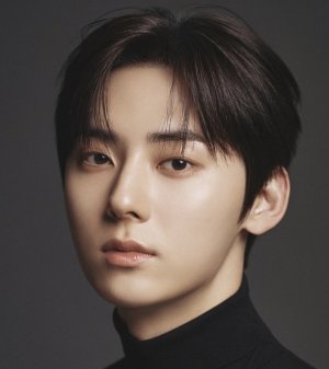 Hwang Min-hyun