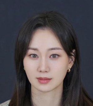 Lee Yoo-young