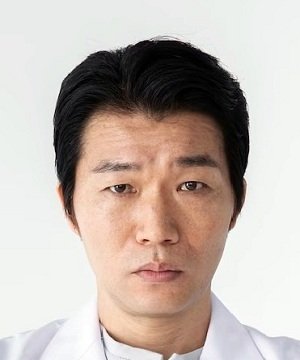 Tsutomu Takahashi